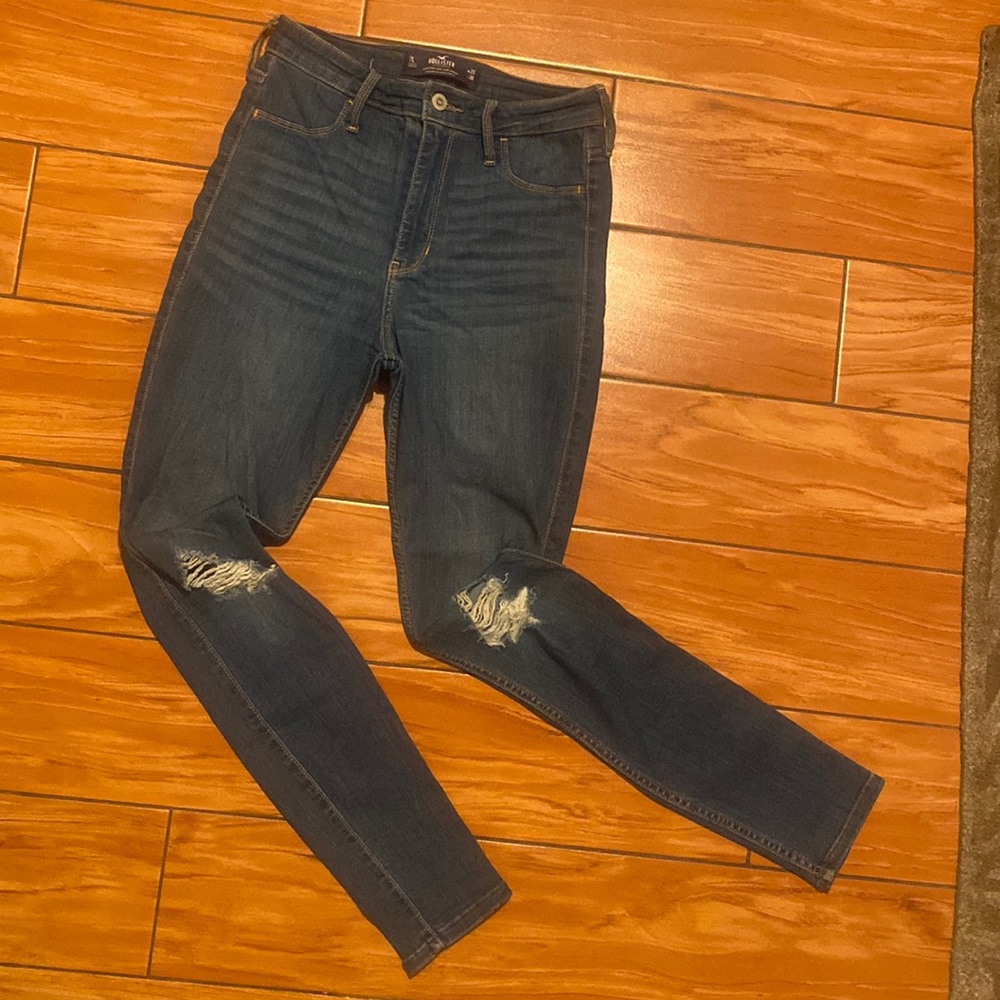 #8) Hollister Womens Ultra High-Rise Jeans Legging Stretch Size 28W 30L